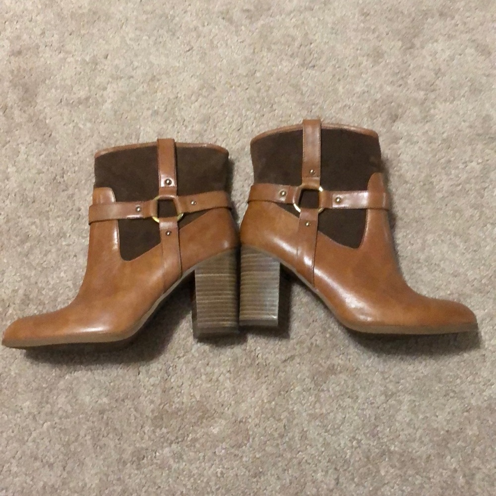 Ralph Lauren Booties sz 6.5 - Picture 4 of 11